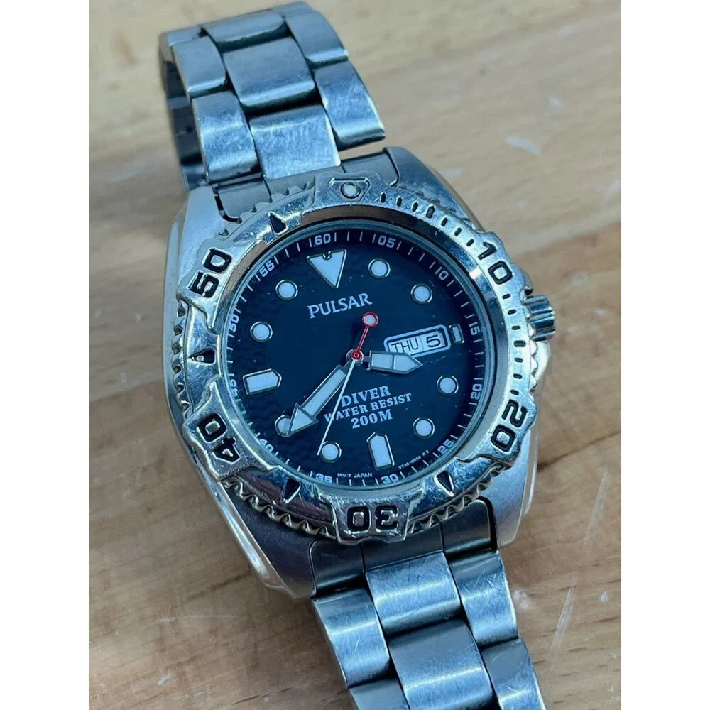 LUMINOX NAVY SEAL 3580-1GBq H-3LX- 200 Meters Water Resistant NEEDS BATTERY - Picture 3 of 12